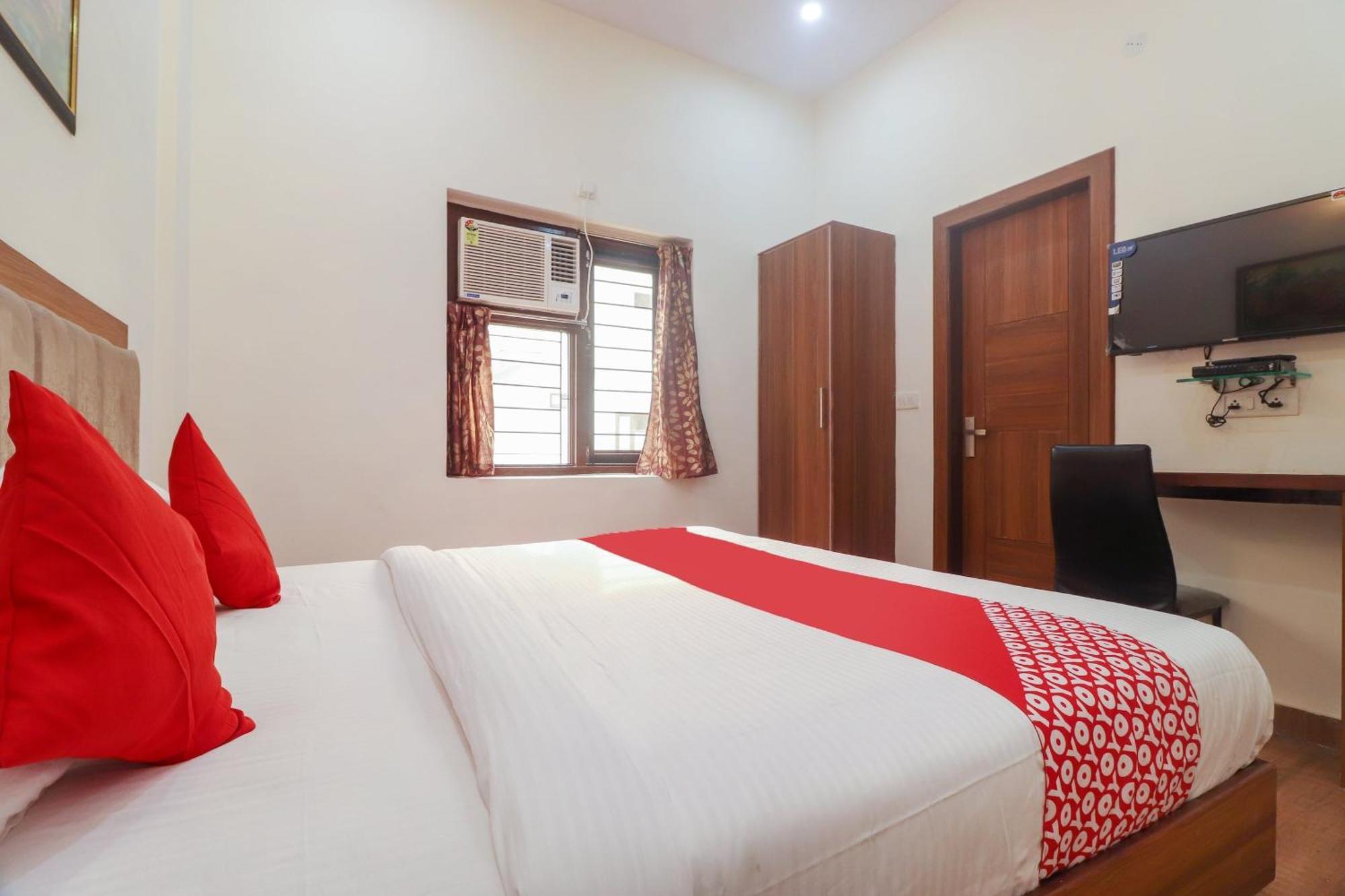 Hotel O Taj Classic Tājganj Kültér fotó