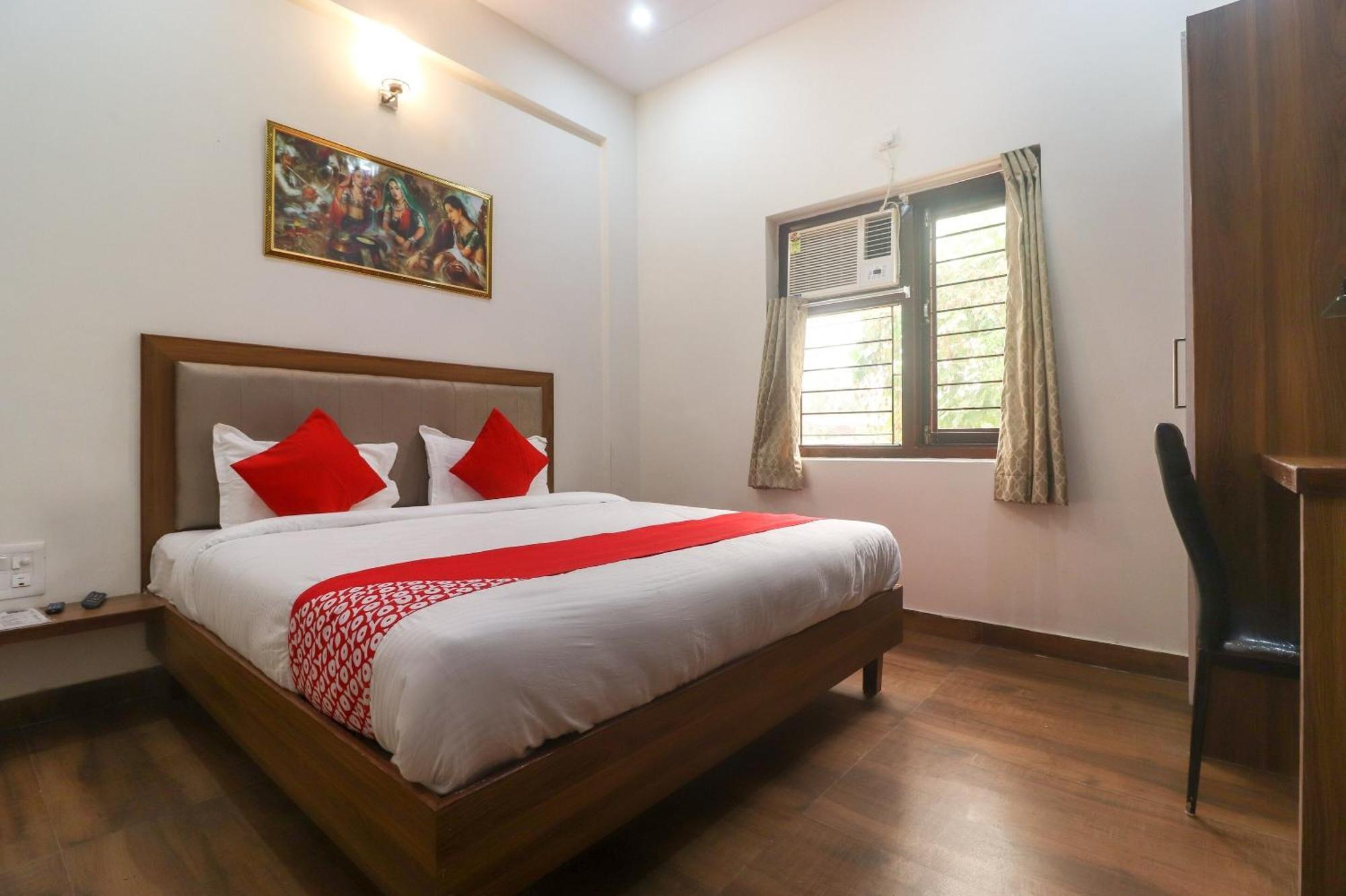 Hotel O Taj Classic Tājganj Kültér fotó