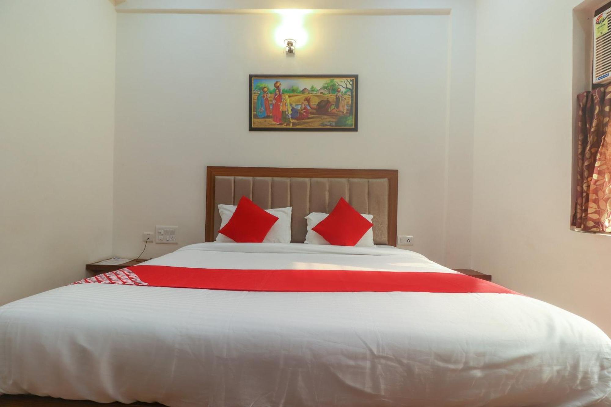 Hotel O Taj Classic Tājganj Kültér fotó