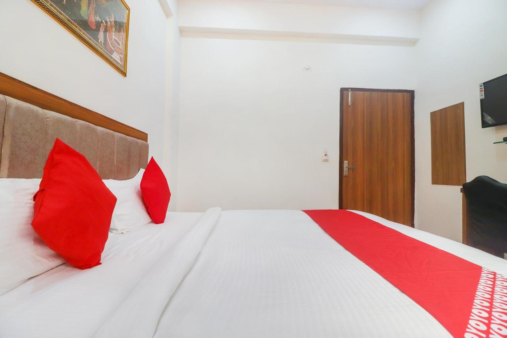 Hotel O Taj Classic Tājganj Kültér fotó